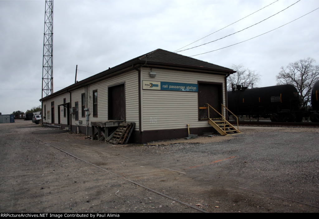 Schriever Amtrak Station